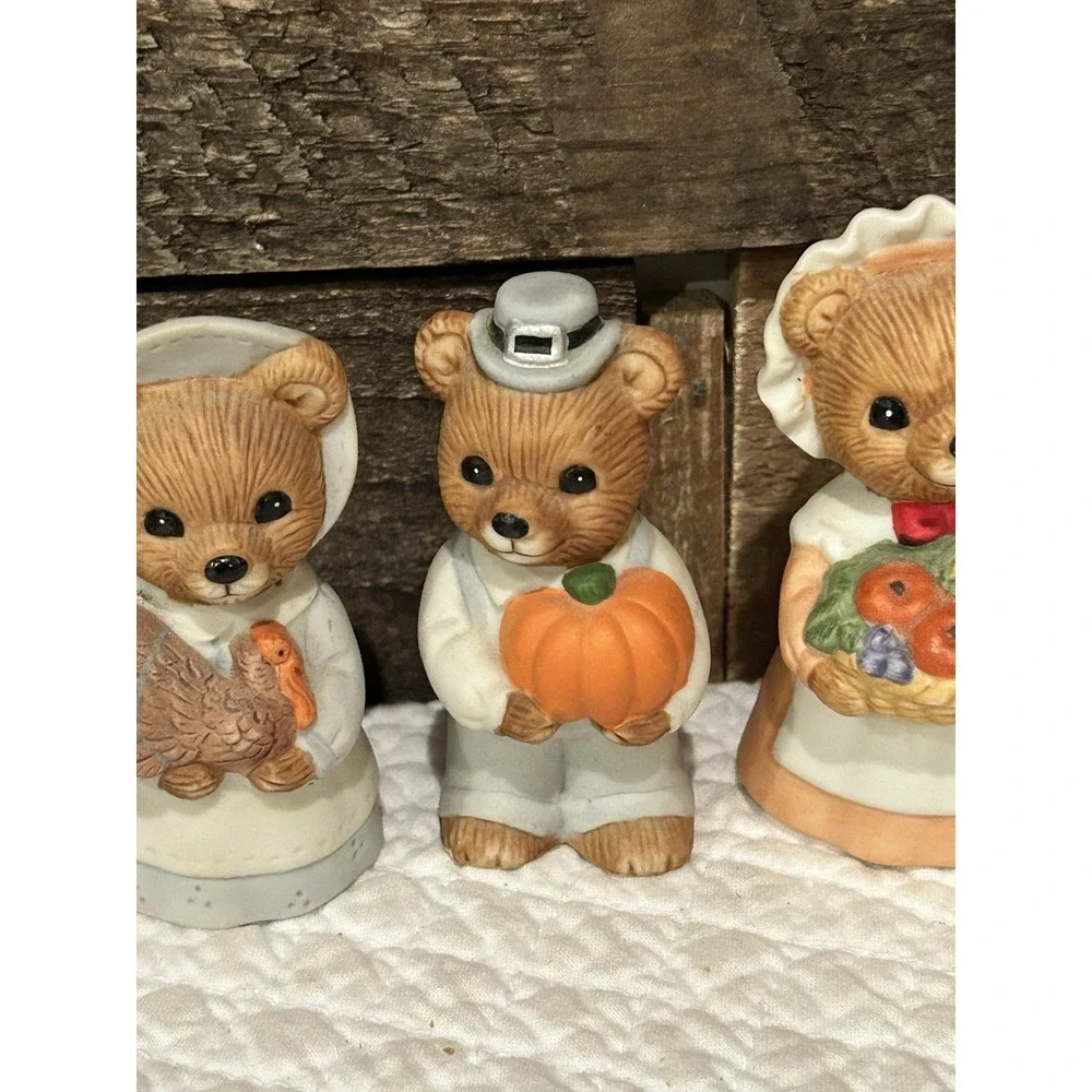Vintage‎ Homco, # 5312 Thanksgiving Harvest Autumn Bear Figurines Set of 4
